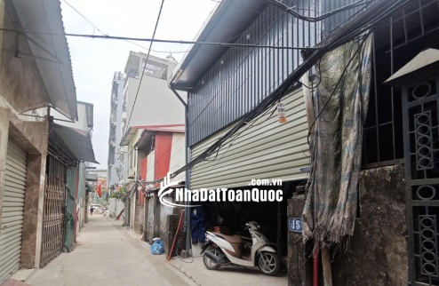 Đất thổ cư phố Long Biên Hướng Nam, 110m2, 18 tỉ